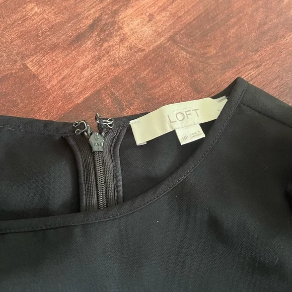 LOFT Black Sleeveless Dress - Picture 4 of 4